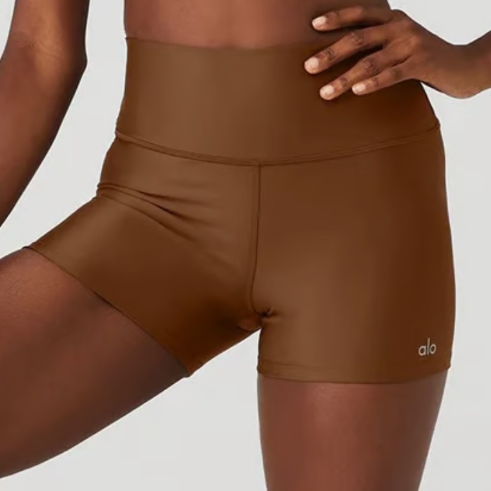 Alo Airlift 3" Short | Cinnamon | Small